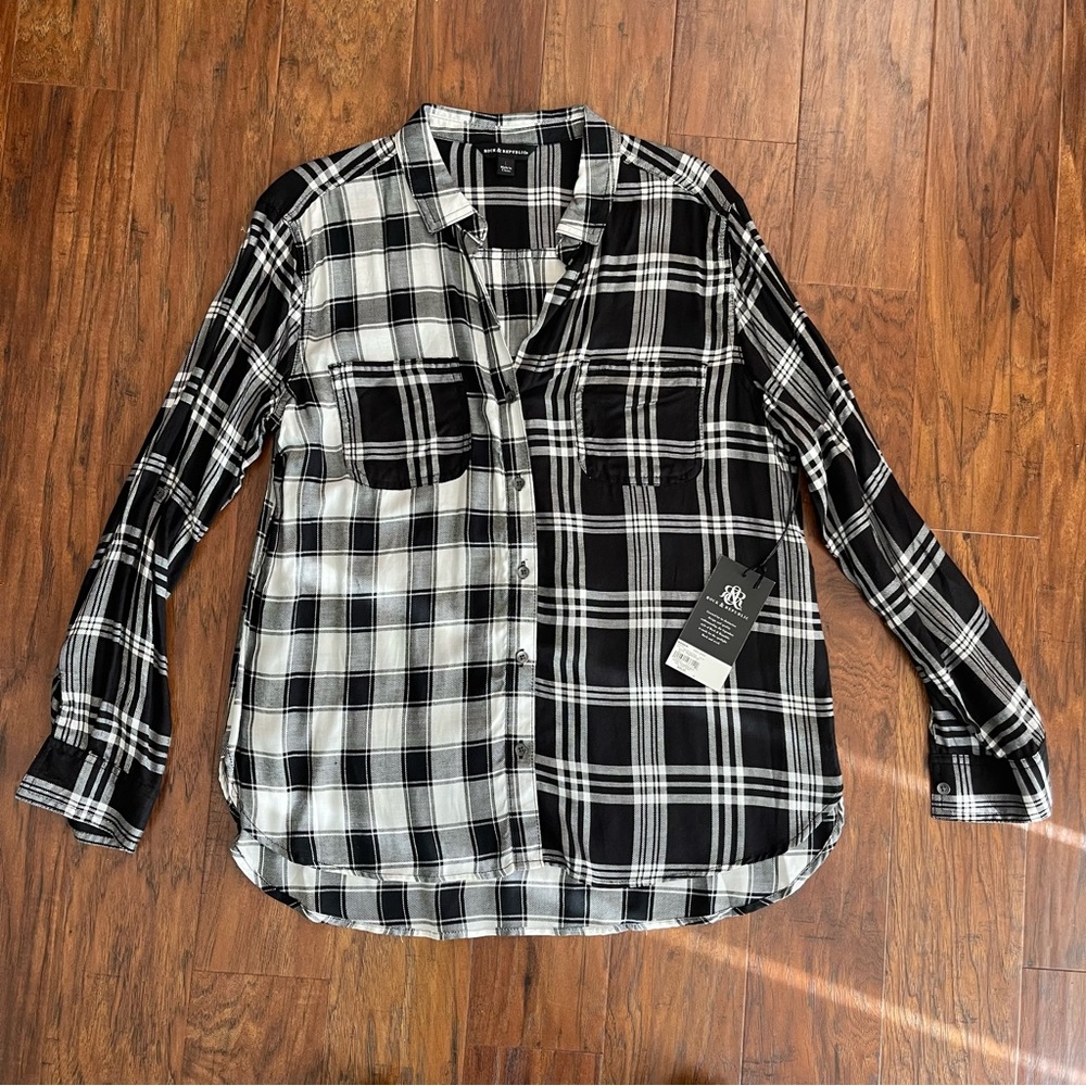 Rock Republic Button Down